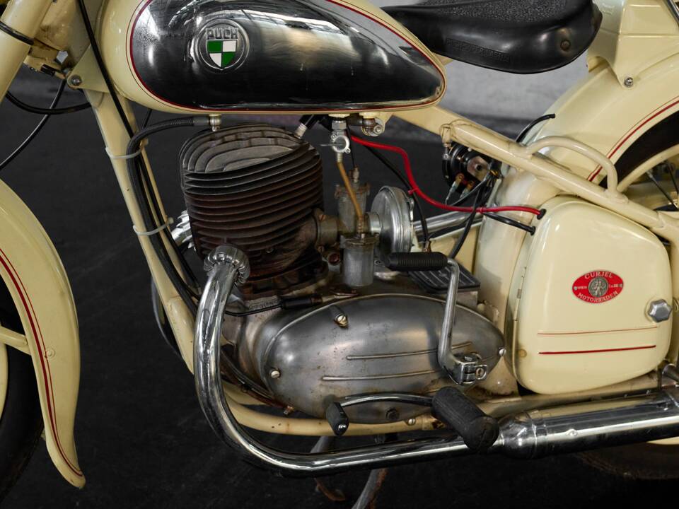 Image 3/18 of Puch 250 TF (1951)