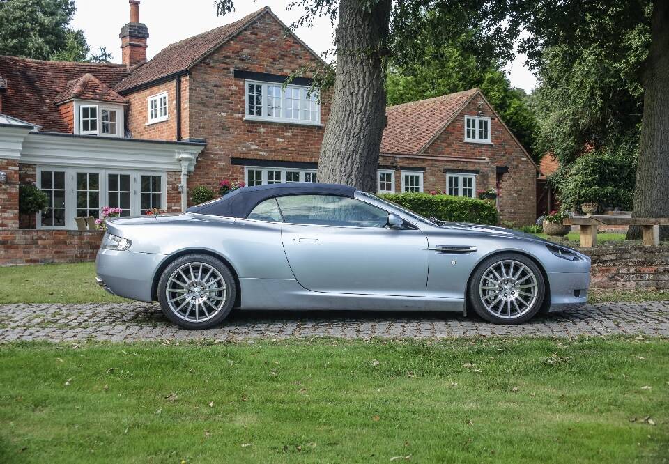 Bild 20/30 von Aston Martin DB 9 Volante (2006)