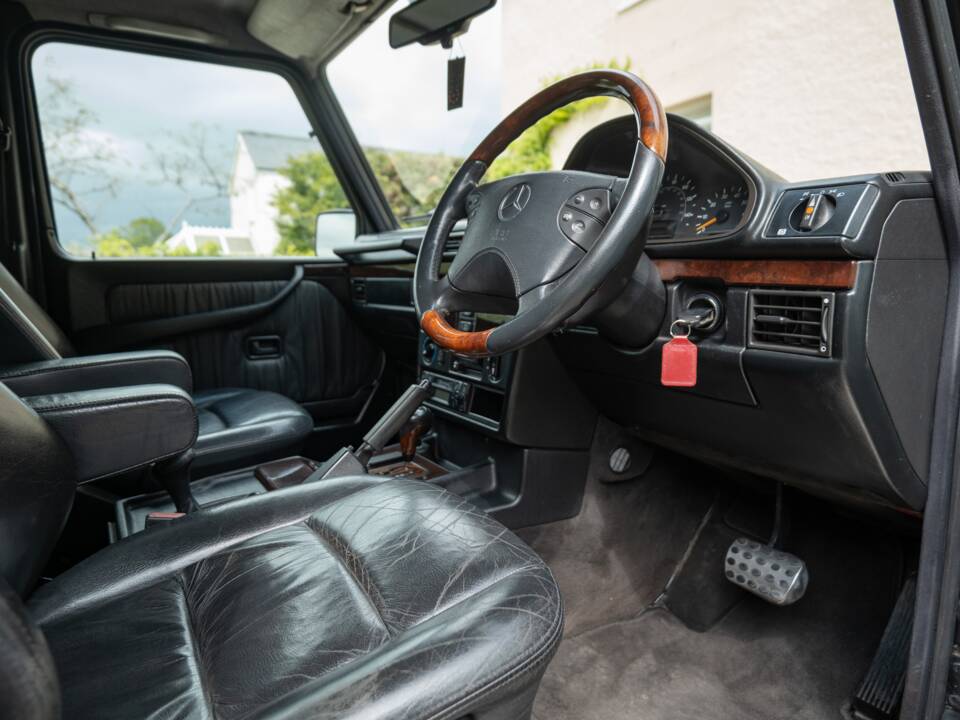 Bild 34/50 von Mercedes-Benz G 500 (kurz) (2000)