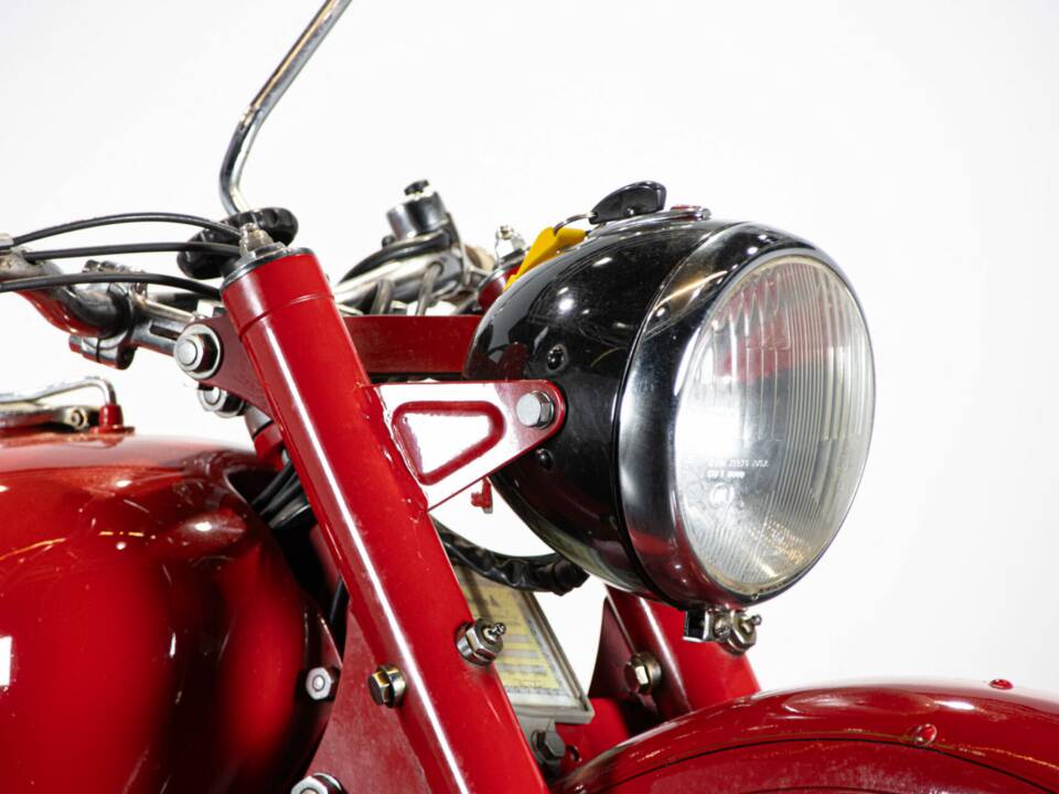 Bild 39/50 von Moto Guzzi Falcone Turismo (1960)