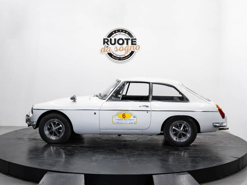 Imagen 4/50 de MG MGB GT (1971)