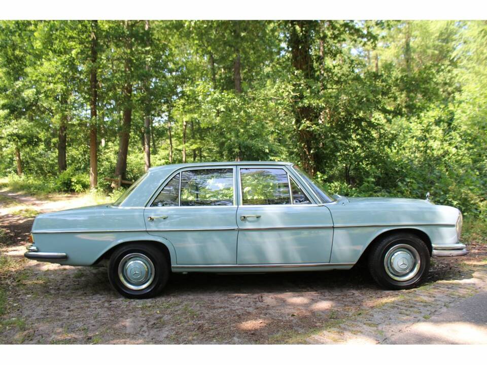 Afbeelding 6/8 van Mercedes-Benz 250 SE (1968)