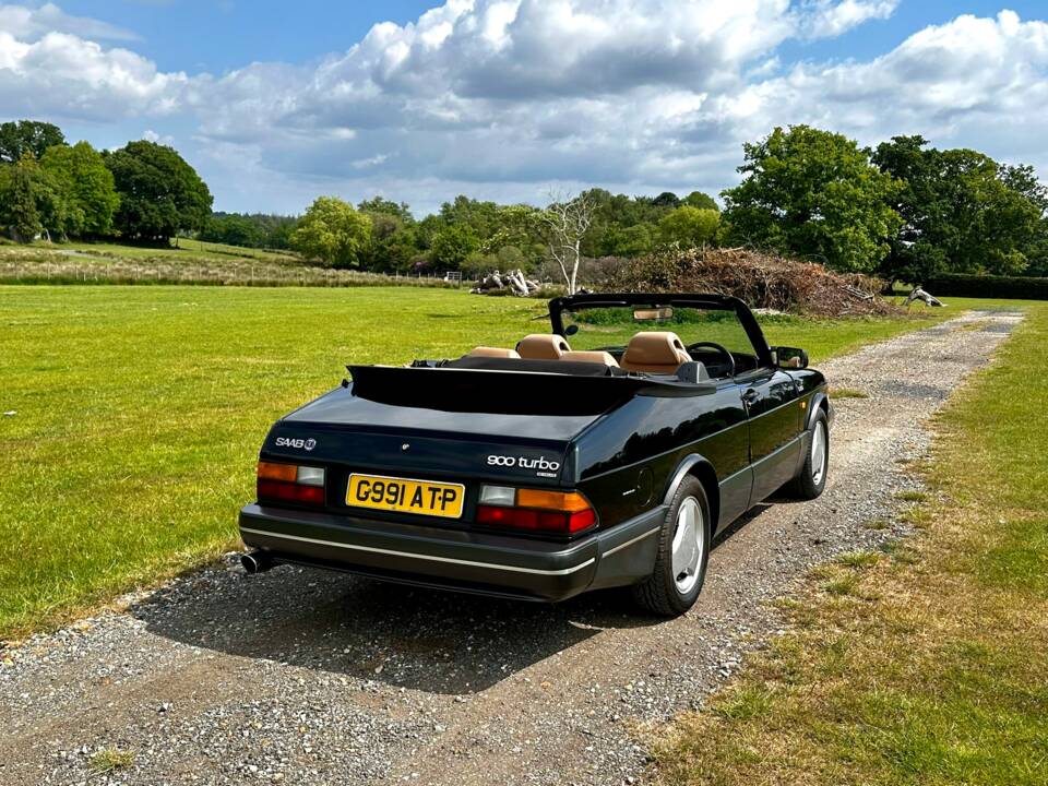 Imagen 5/37 de Saab 900 Turbo 16V (1989)