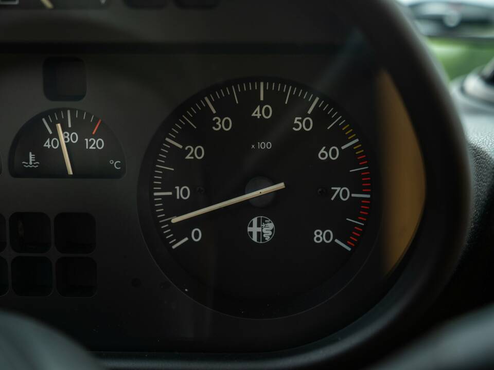 Image 49/50 of Alfa Romeo 2.0 Spider (1991)
