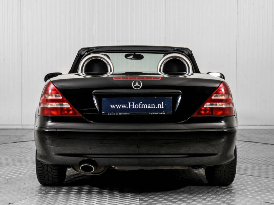 Image 11/50 of Mercedes-Benz SLK 200 Kompressor (2001)