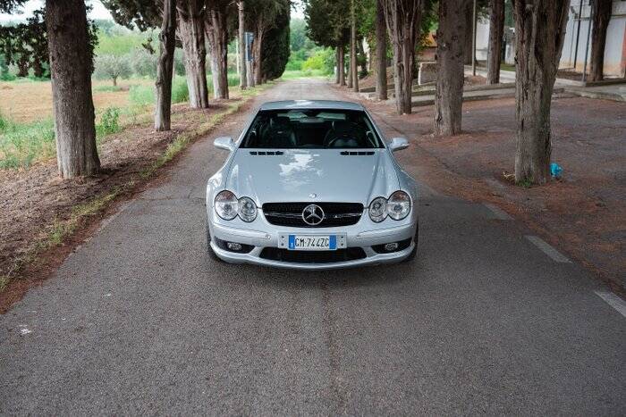 Image 7/7 de Mercedes-Benz SL 55 AMG (2002)