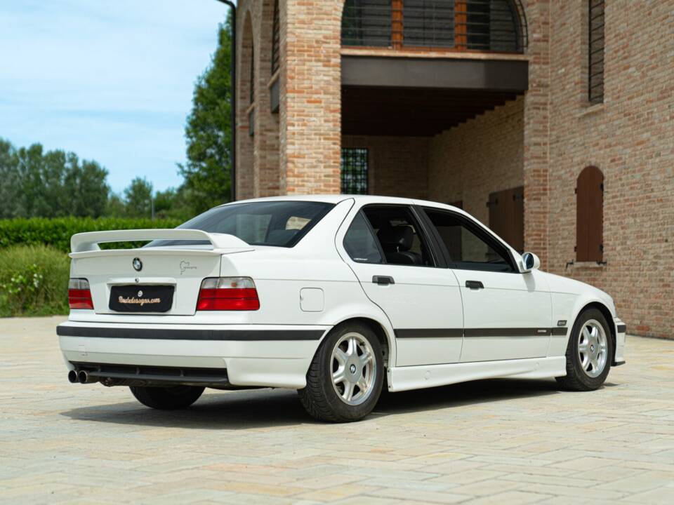 Bild 6/50 von BMW 318is "Class II" (1994)