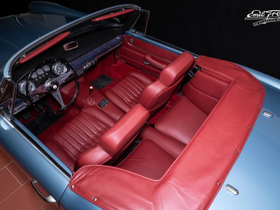 Imagen 8/9 de Maserati 3500 GT Spyder Vignale (1961)