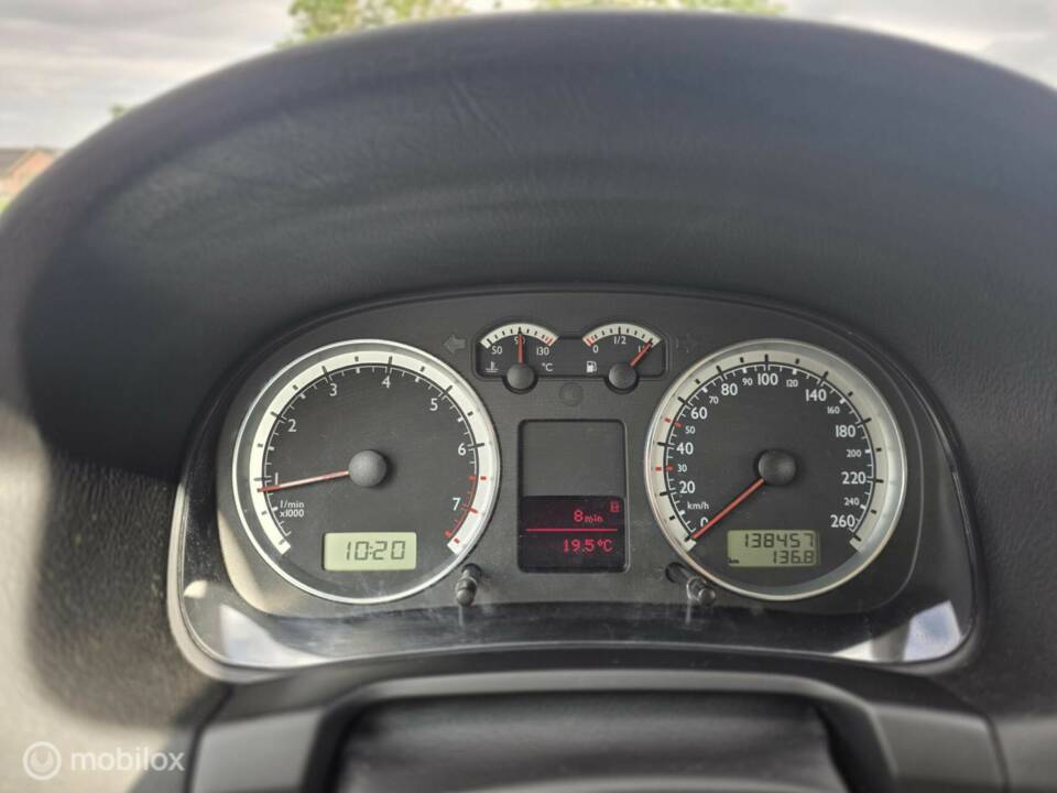 Image 24/42 of Volkswagen Golf IV 1.6 (2003)