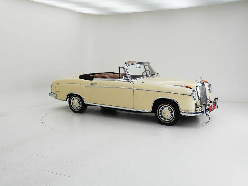 Afbeelding 3/15 van Mercedes-Benz 220 SE b (1961)