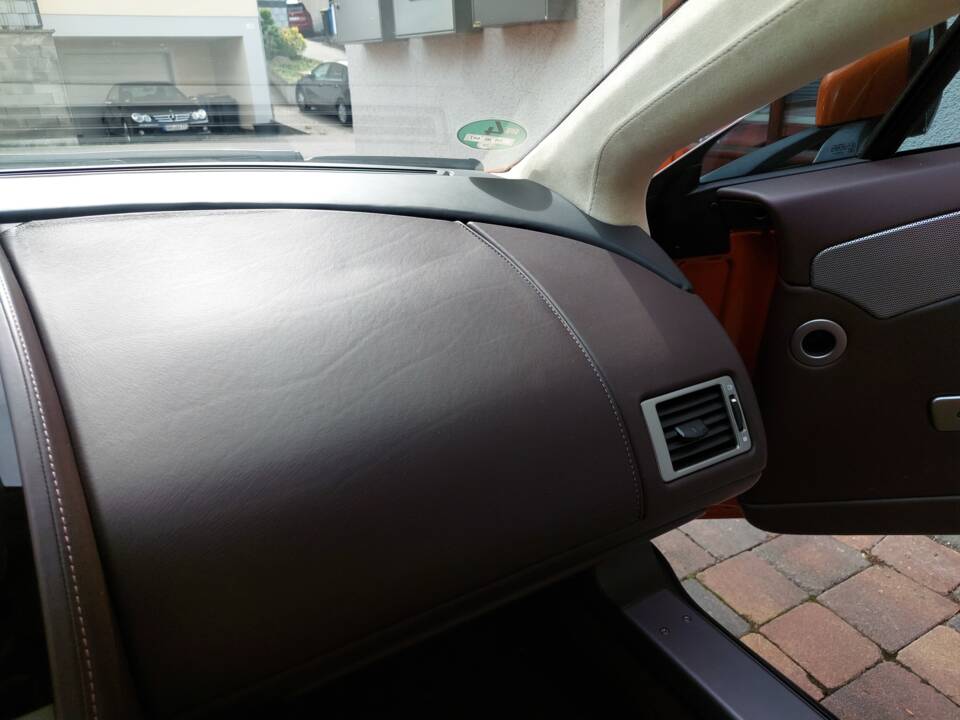 Bild 20/24 von Aston Martin V8 Vantage (2013)