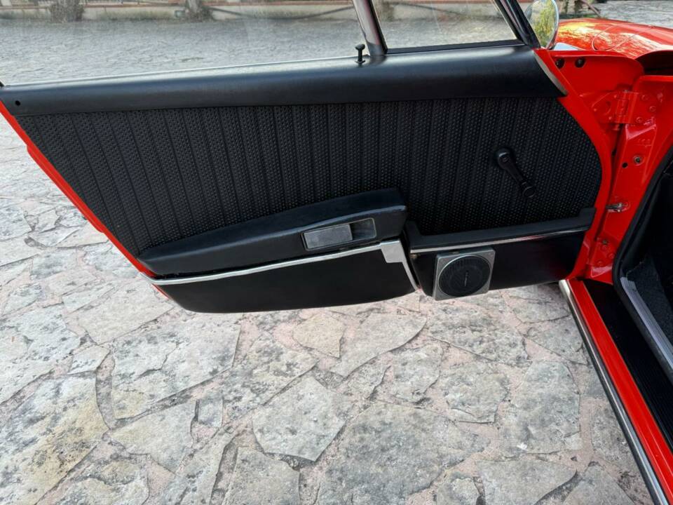 Image 17/32 of Porsche 911 2.0 T (1968)