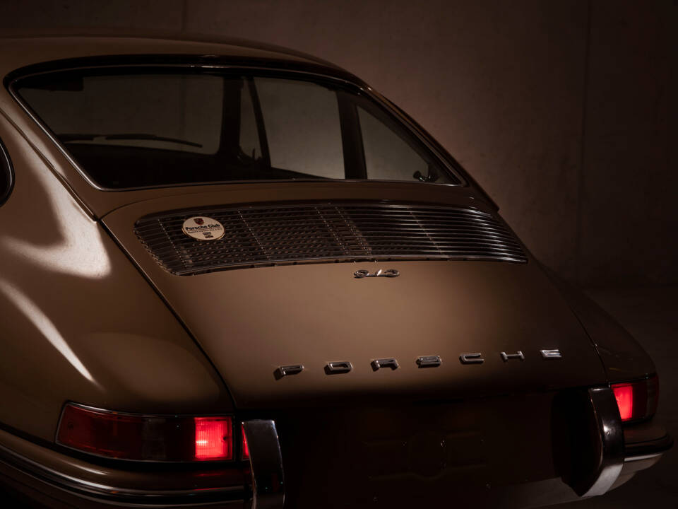 Image 13/23 of Porsche 912 (1966)
