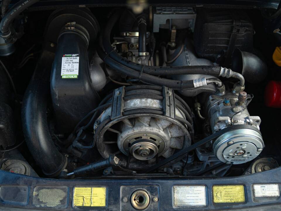 Bild 49/50 von Porsche 911 Carrera 3.2 (1989)