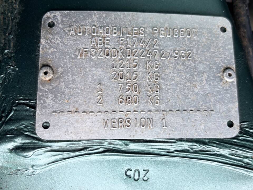 Image 18/20 of Peugeot 205 Roland Garros (1992)