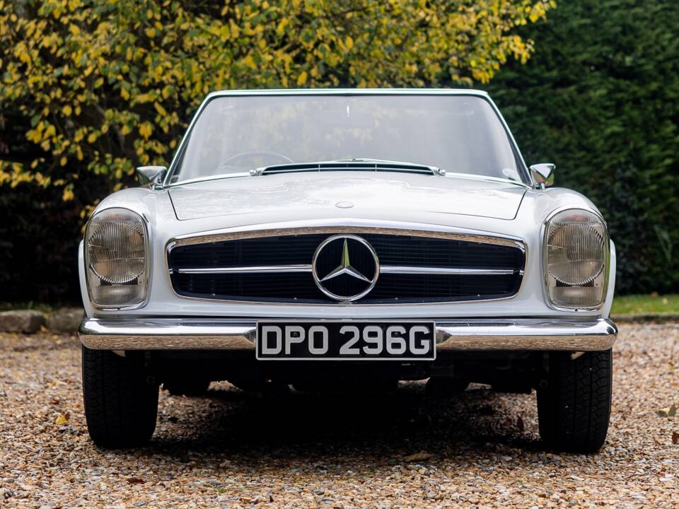 Image 6/50 of Mercedes-Benz 280 SL (1968)