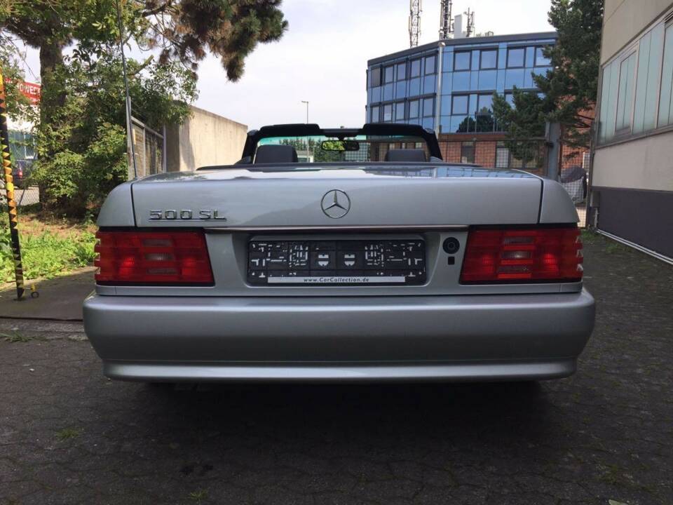 Image 4/9 of Mercedes-Benz 500 SL (1992)