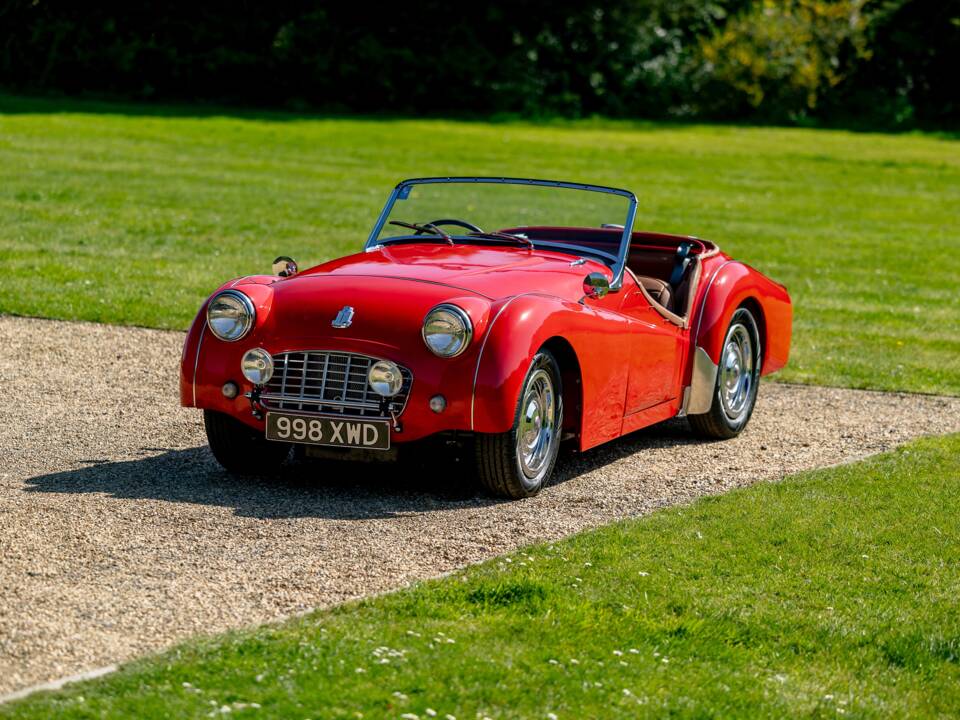 Image 26/50 of Triumph TR 3 (1956)