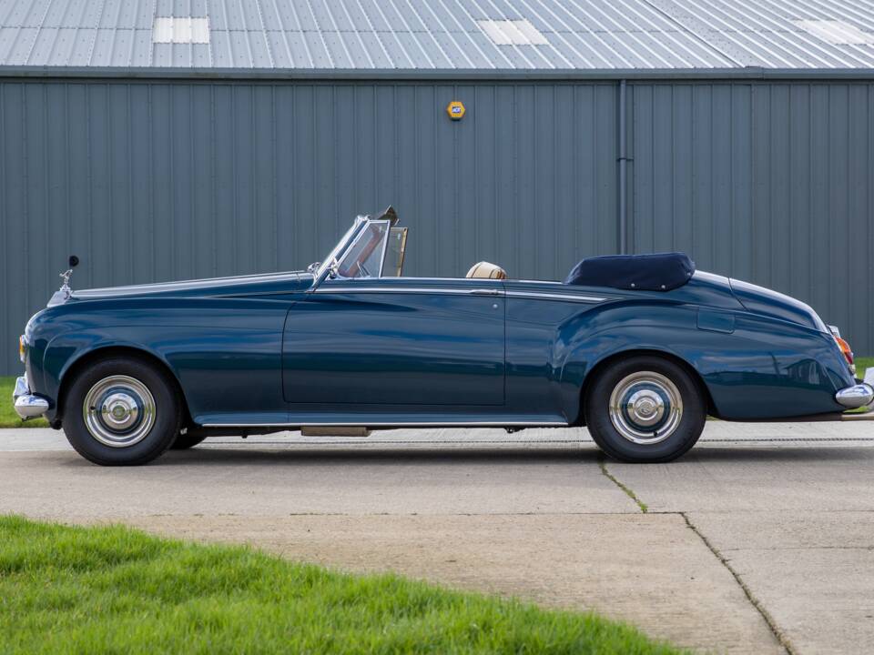 Bild 2/50 von Rolls-Royce Silver Cloud III (1964)