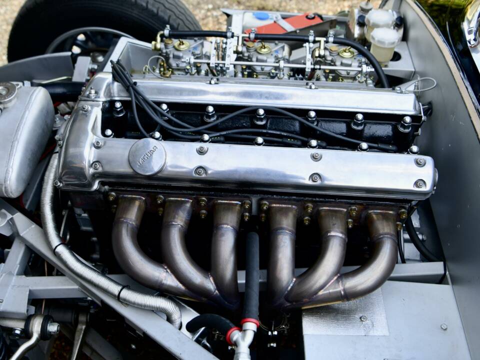 Afbeelding 46/50 van Jaguar XK-SS (1967)