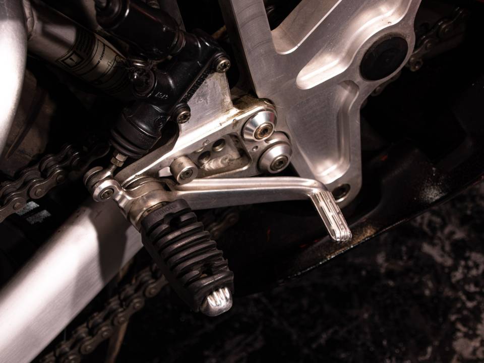 Image 21/27 of Bimota DUMMY (1995)