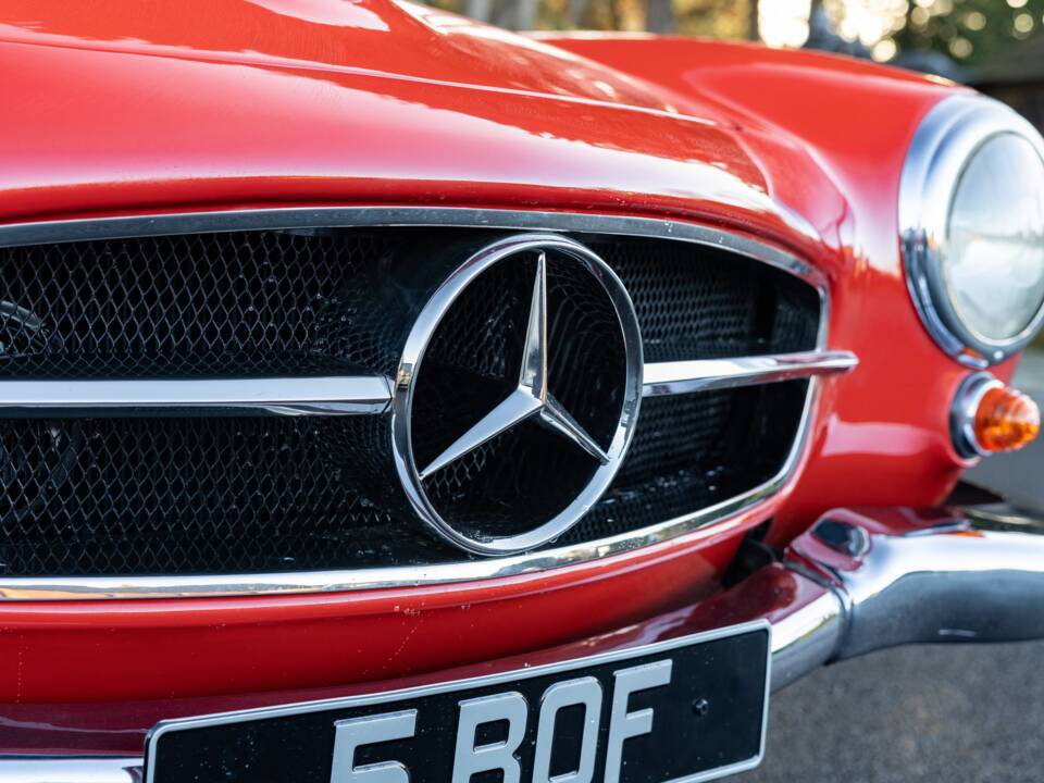 Image 8/43 of Mercedes-Benz 190 SL (1959)