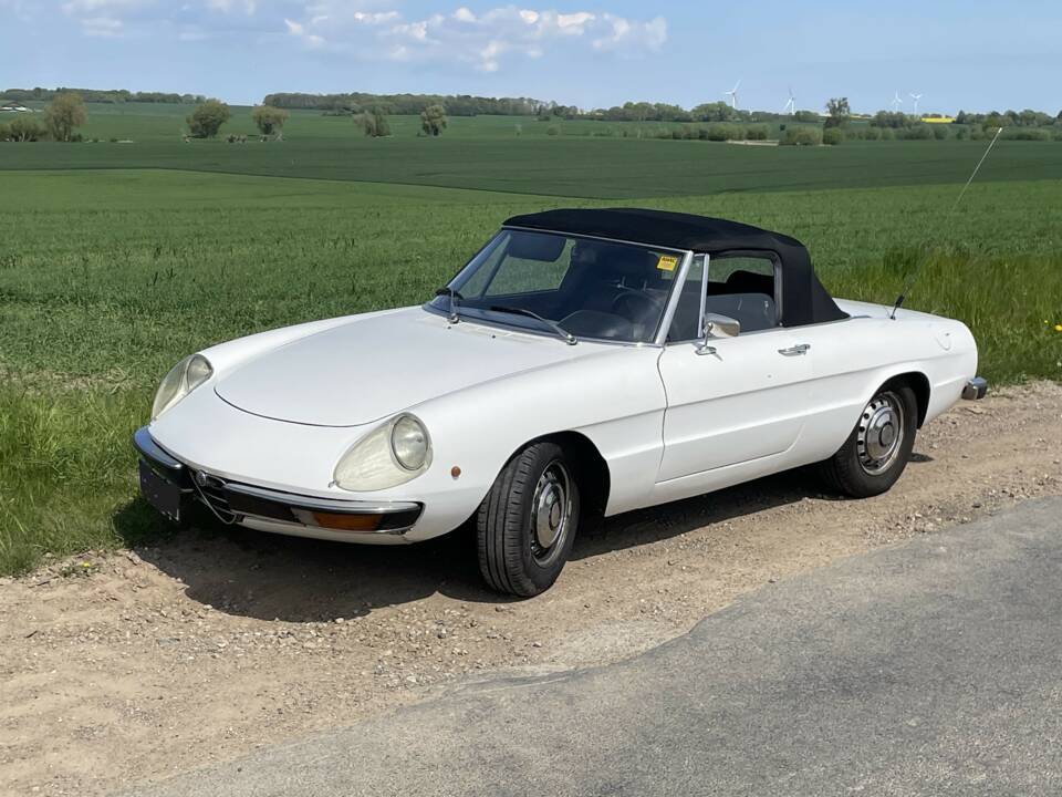Bild 10/29 von Alfa Romeo Spider 1300 Junior (1971)