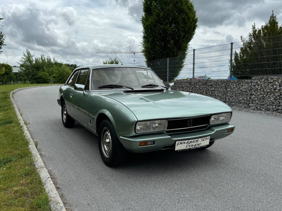 Bild 4/35 von Peugeot 504 Coupé (1983)