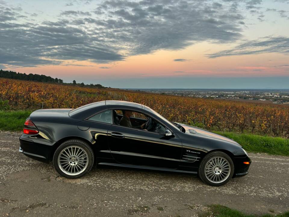 Immagine 5/6 di Mercedes-Benz SL 55 AMG (2003)