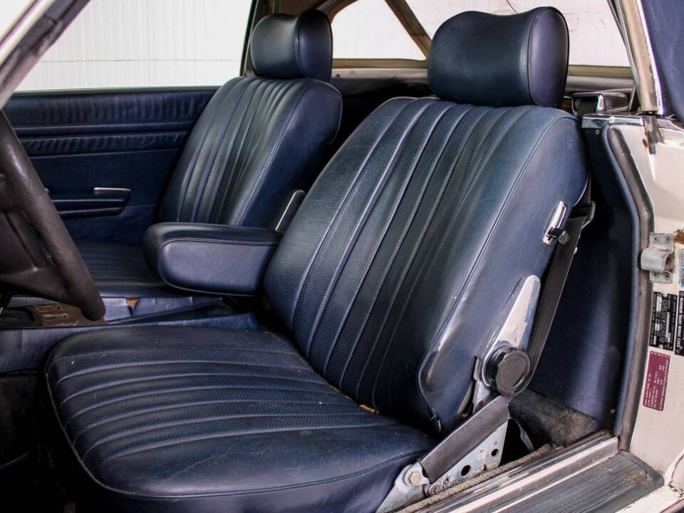 Bild 17/43 von Mercedes-Benz 380 SL (1982)