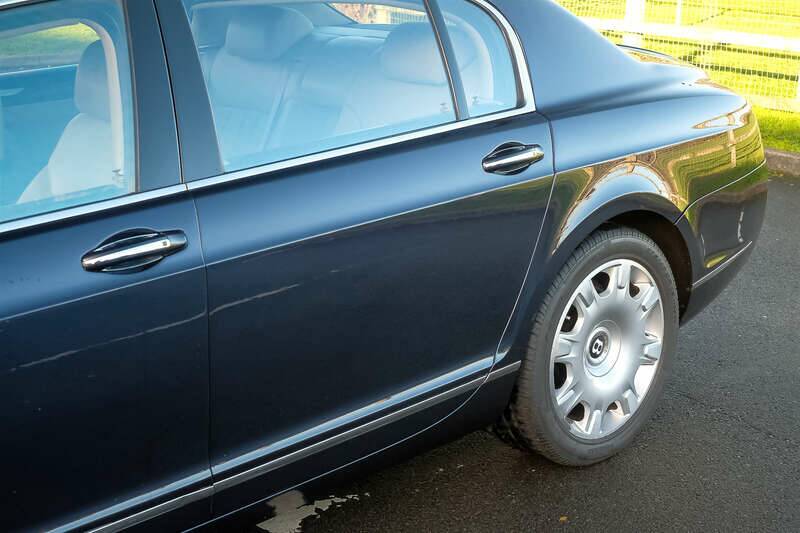 Image 34/50 of Bentley Continental Flying Spur (2006)
