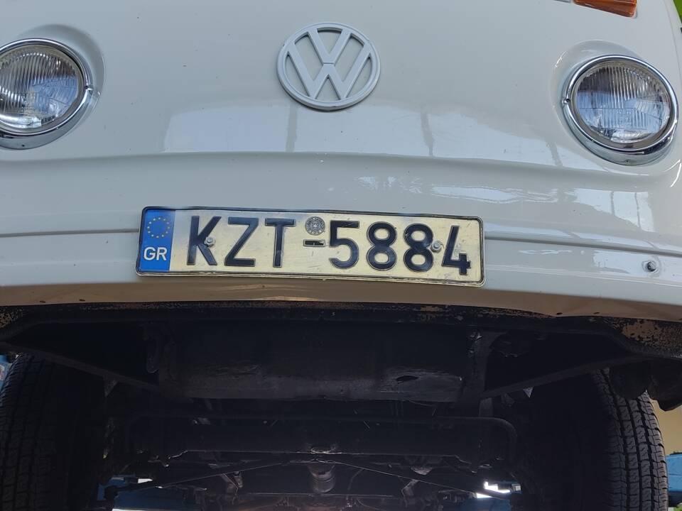Imagen 22/50 de Volkswagen T2b panel van (1979)