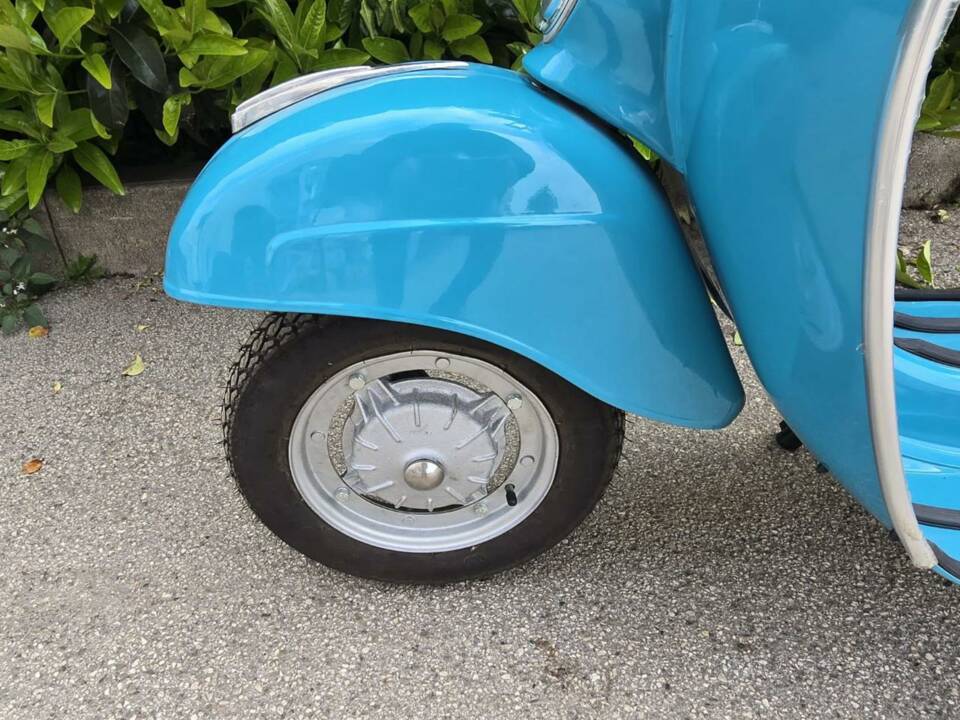Image 20/21 of Piaggio Vespa 50 R (1971)