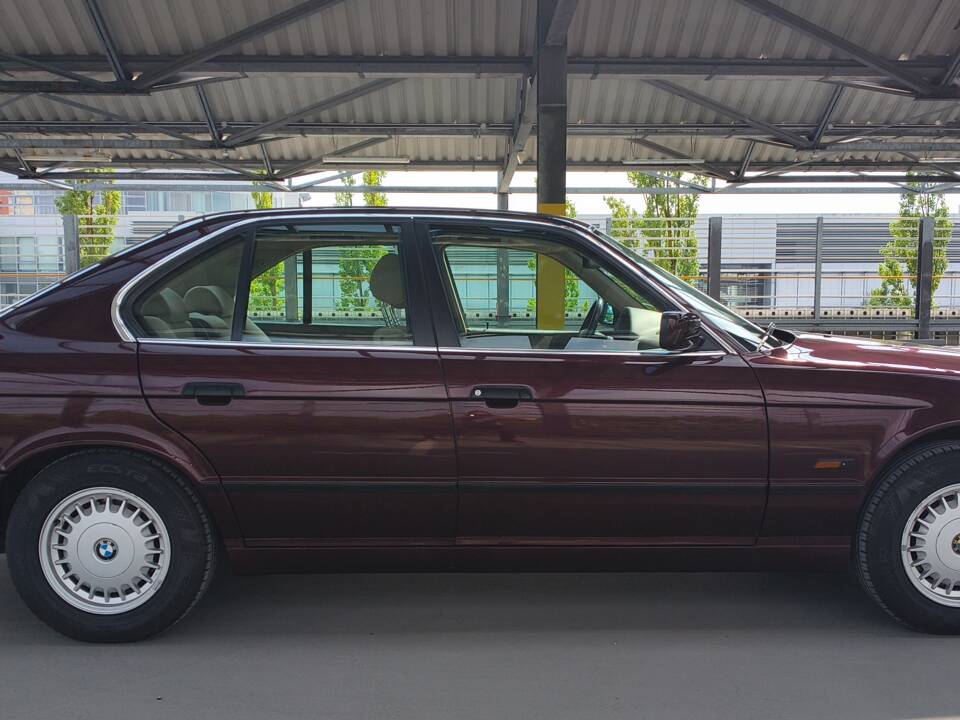 Bild 5/32 von BMW 520i (1994)