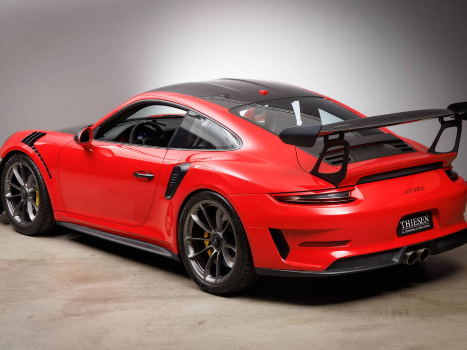 Image 11/41 de Porsche 911 GT3 RS Weissach (2019)