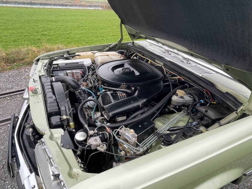 Bild 38/45 von Mercedes-Benz 450 SEL 6,9 (1978)