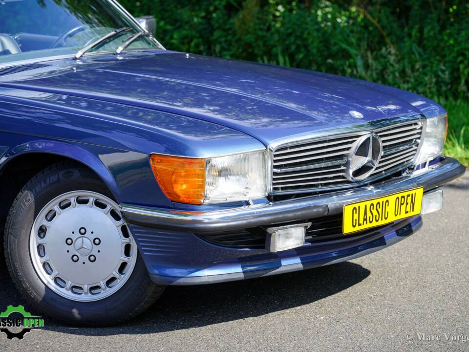 Immagine 14/60 di Mercedes-Benz 420 SL (1987)