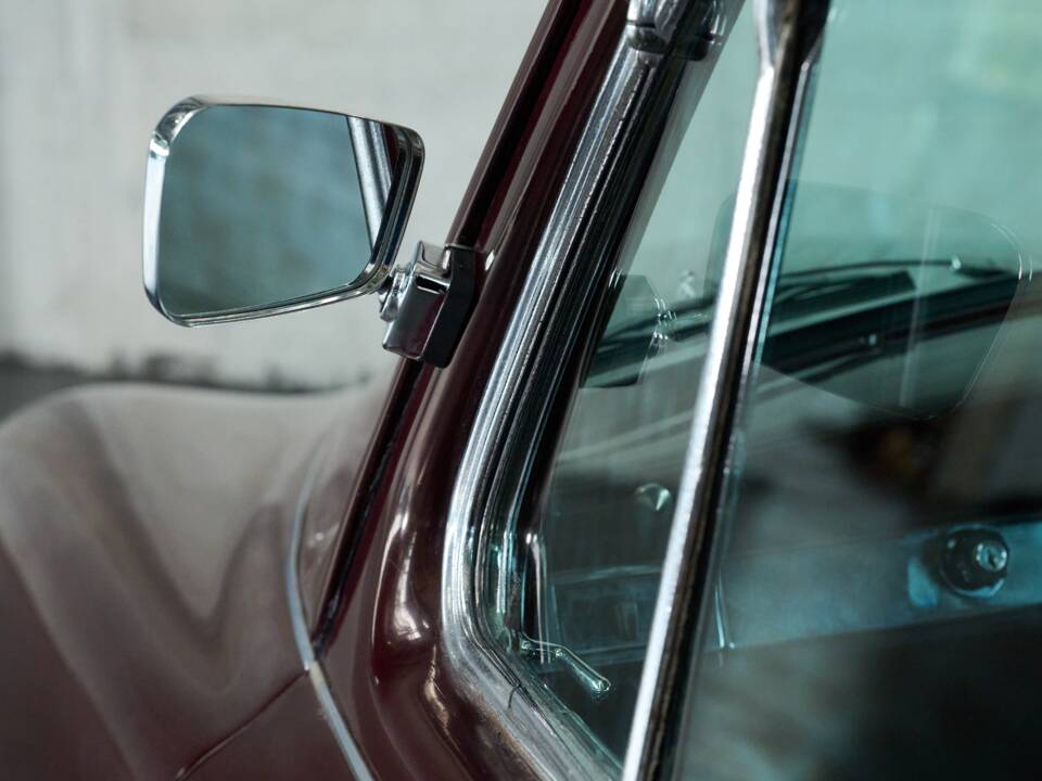 Image 17/50 of Lancia Aurelia B12 (1955)
