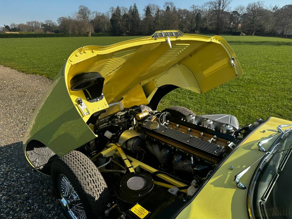Afbeelding 79/100 van Jaguar E-Type (1968)