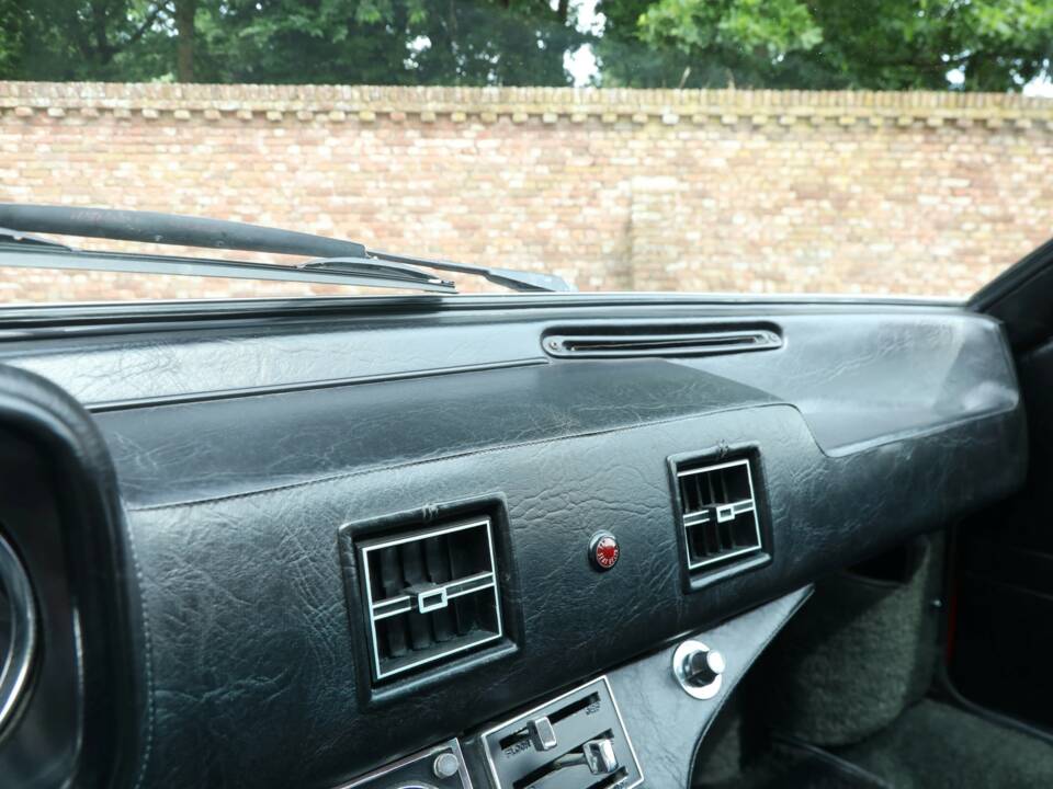 Image 48/50 of De Tomaso Pantera (1972)