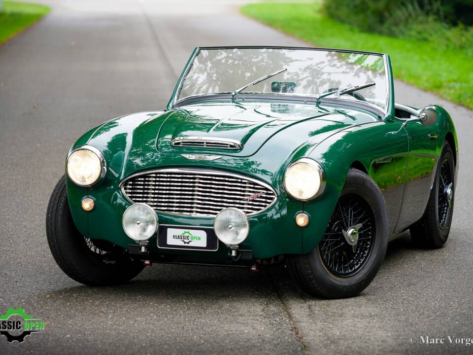 Image 16/59 of Austin-Healey 100&#x2F;6 (BN6) (1958)