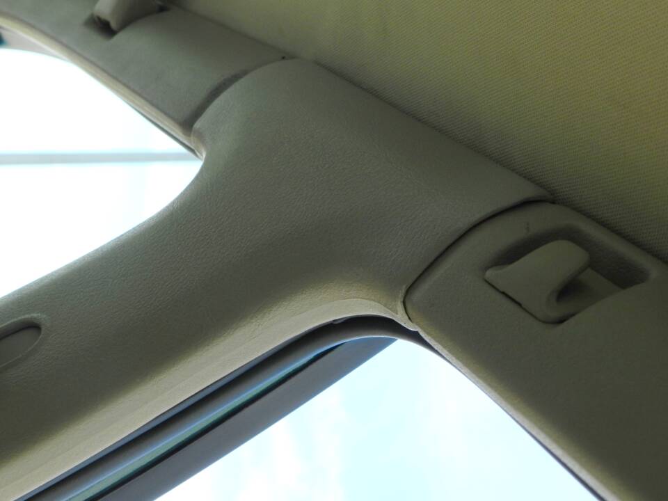 Bild 18/40 von Volkswagen Passat 2.0 (1995)