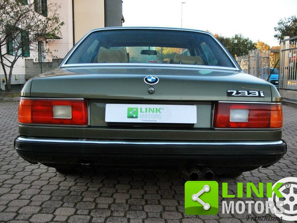 Image 5/8 de BMW 733i (1977)