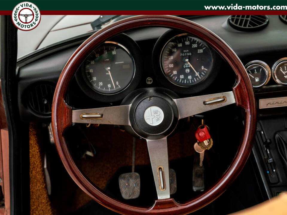 Bild 9/15 von Alfa Romeo 1600 Spider (1981)