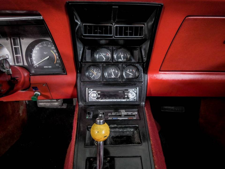 Bild 33/50 von Chevrolet Corvette Sting Ray (1980)
