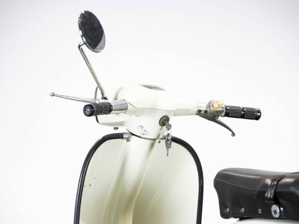 Immagine 10/45 di Innocenti Lambretta 150 DL (1970)