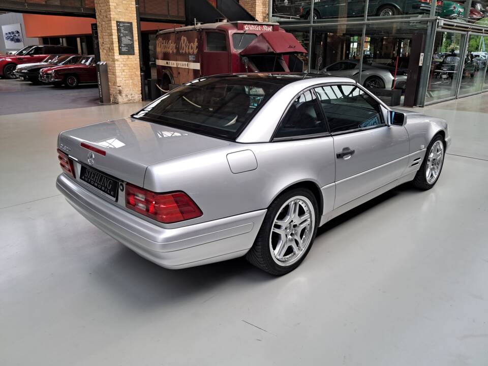 Bild 11/41 von Mercedes-Benz SL 320 (1998)
