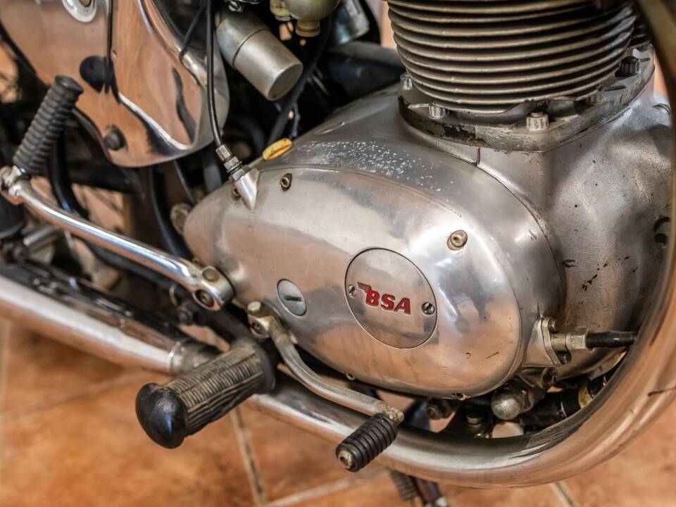 Image 10/13 de BSA A 65 Lightning (1970)