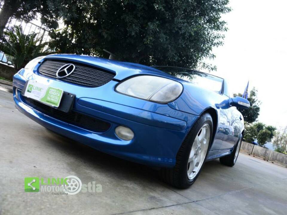 Bild 9/10 von Mercedes-Benz SLK 200 Kompressor (2000)