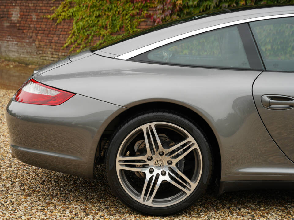 Image 12/50 of Porsche 911 Targa 4 (2007)